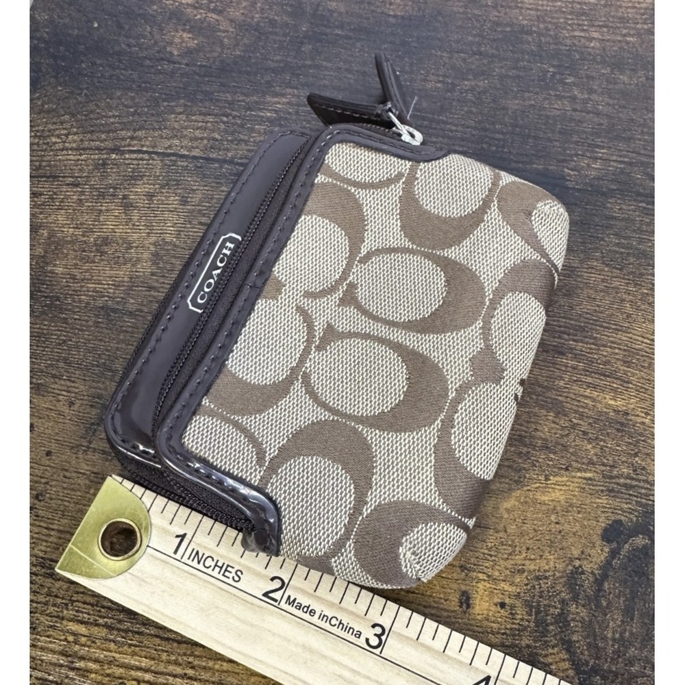 Coach Signature C Jacquard Small Zip Around Wallet With ID Window Coin Card Slot - Picture 12 of 13